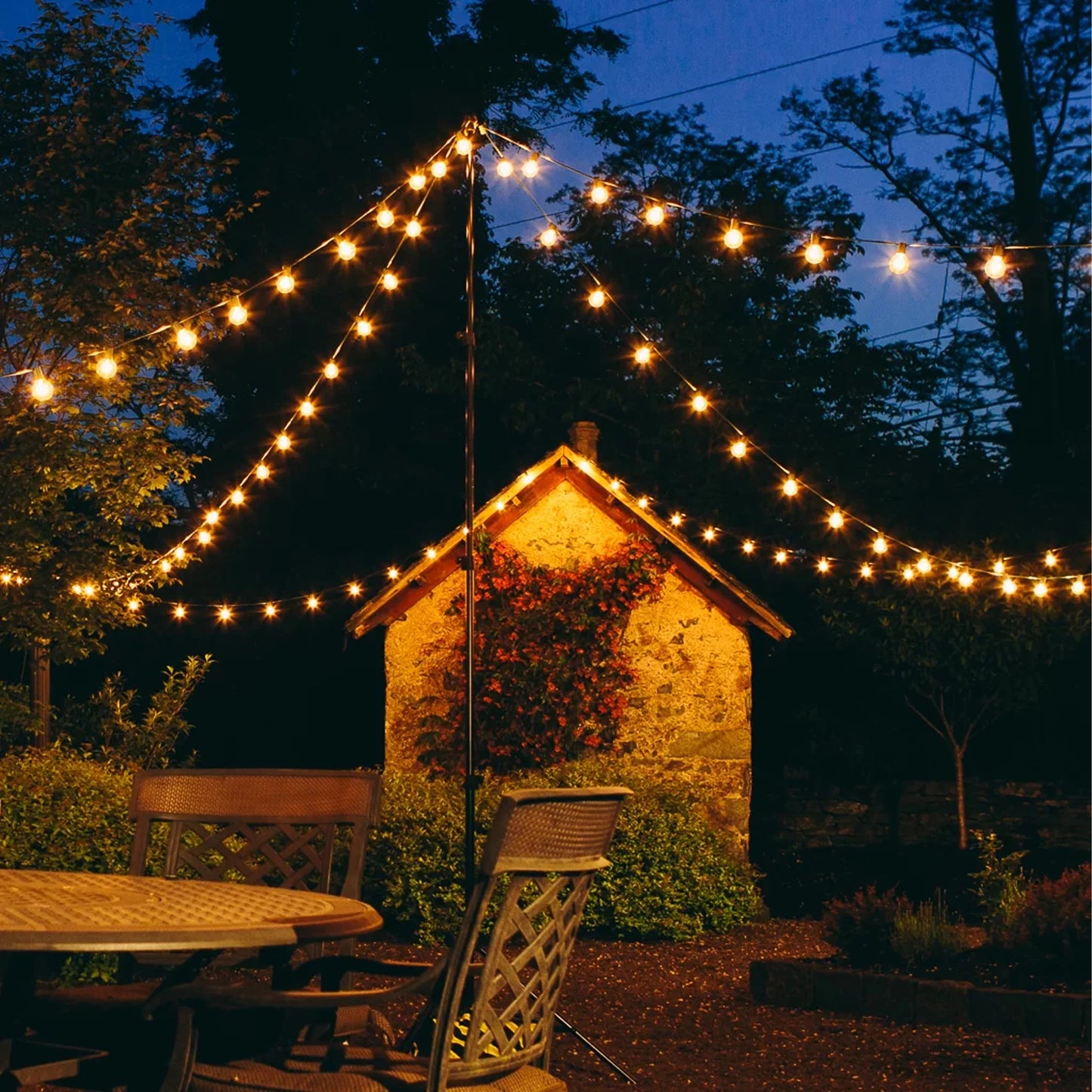 10 Feet Outdoor String Lights, G40 Spherical Led Garden Lights, 5 Edison Old-Fashioned Bulbs, Ip44 Grade Waterproof, Weather-Resistant Materials, Can Be Connected, Outdoor Decoration for Courtyard Porch and Small Restaurants, Christmas, Halloween, New Yea